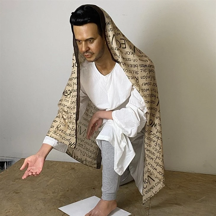 Hyperrealism Sculpture